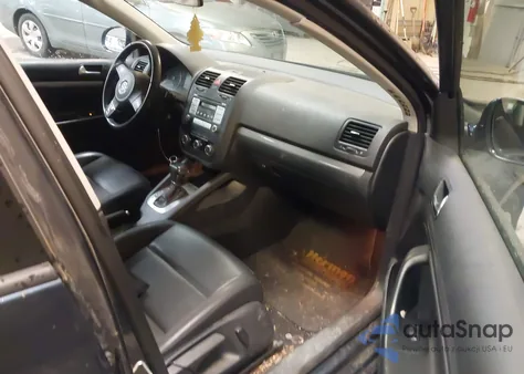 2010 Volkswagen Jetta Limited Edition from USA, damaged, VIN 3VWRZ7AJ7AM120399